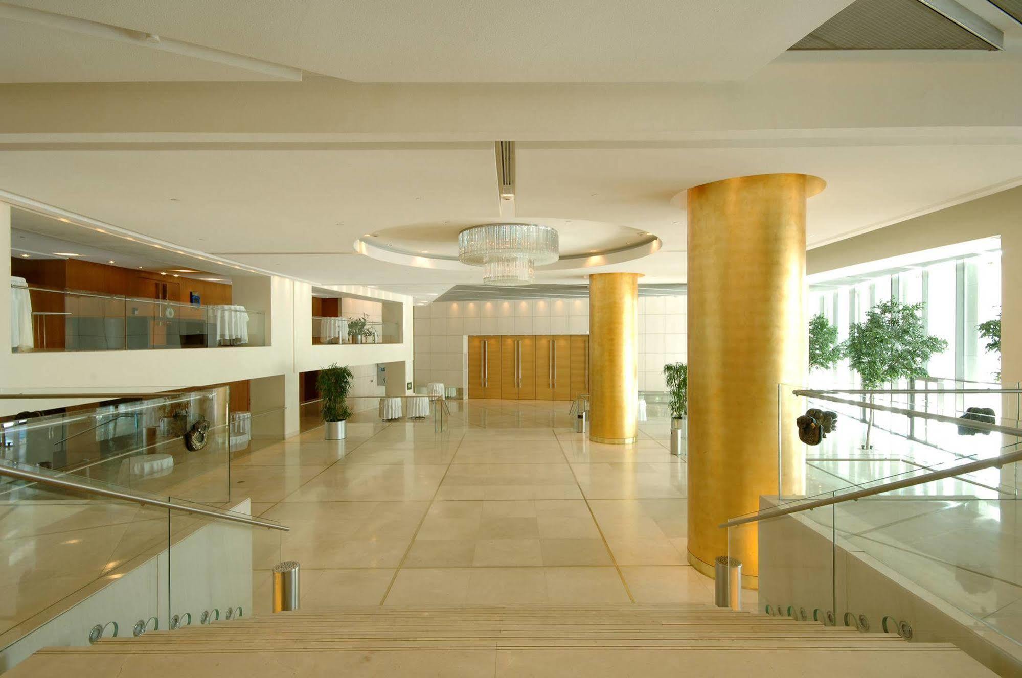 Hilton